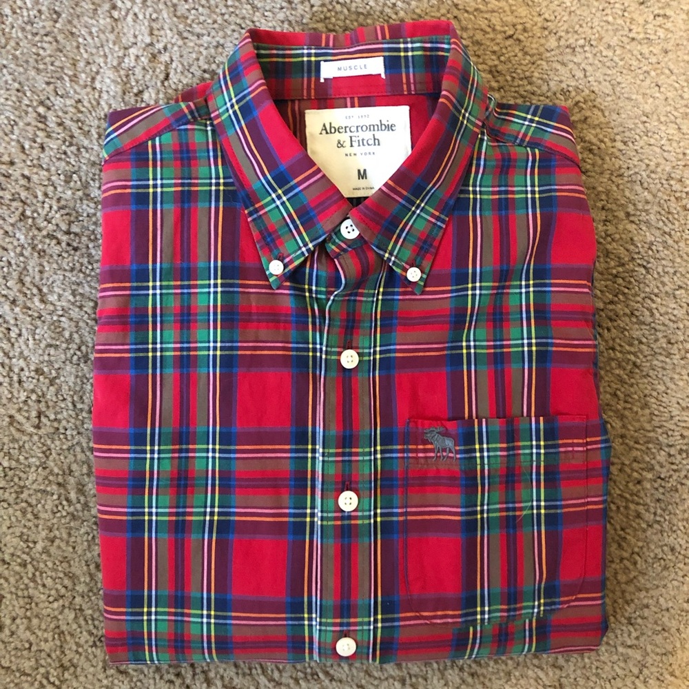 Abercrombie & Fitch Red Plaid Button-Down Size M